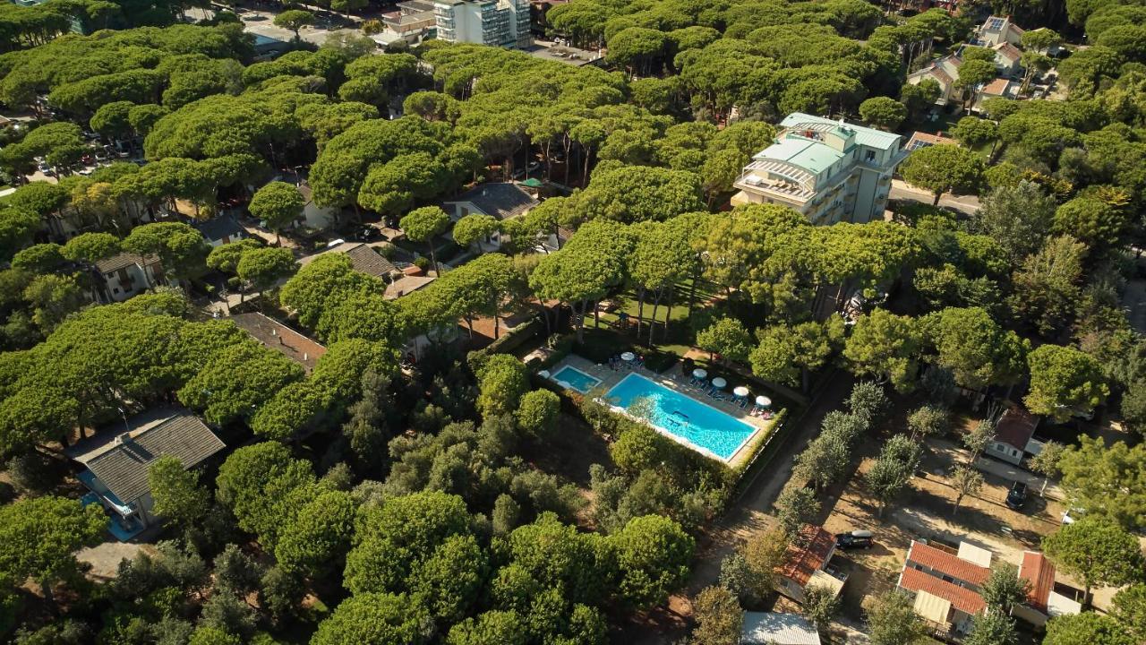 Aparthotel La Pineta Lido di Jesolo Dış mekan fotoğraf