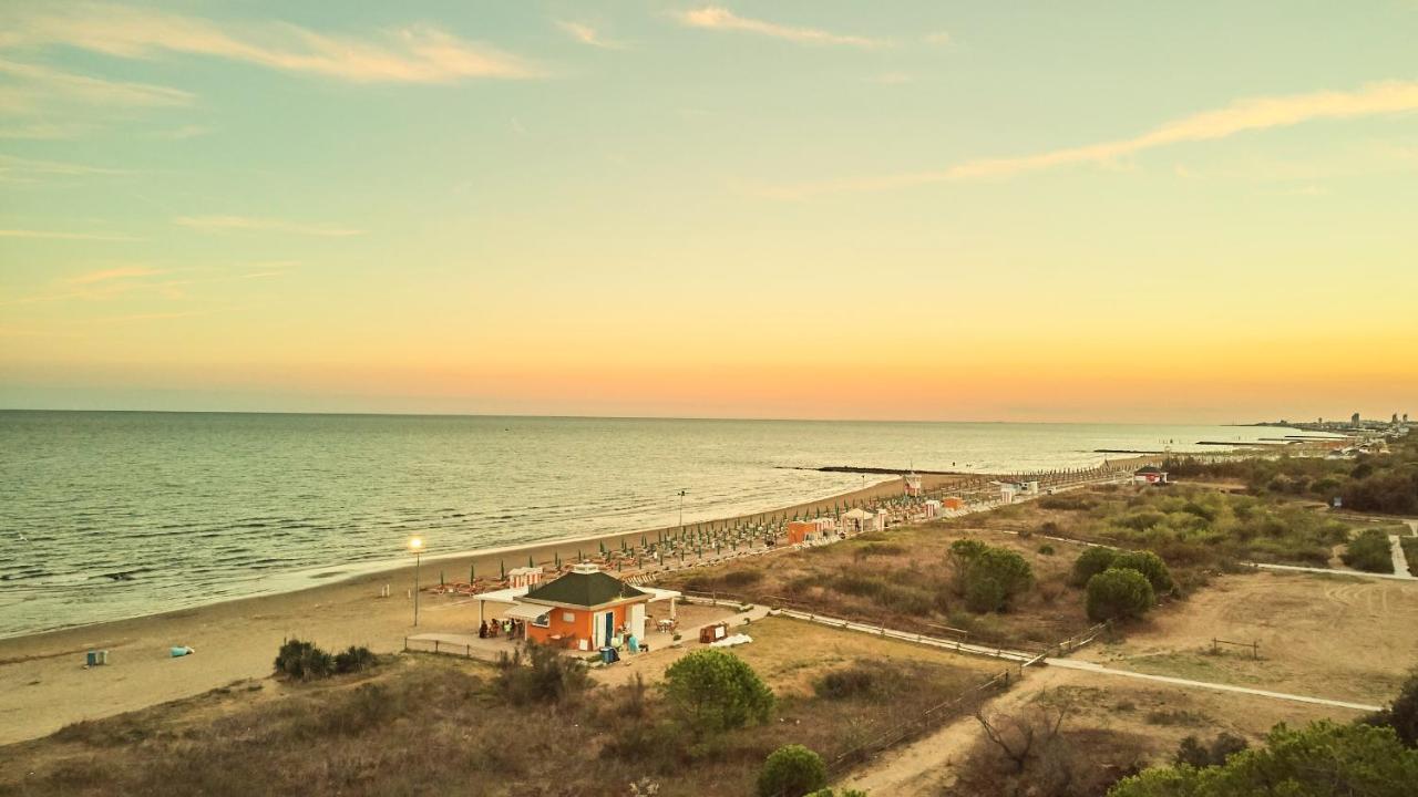 Aparthotel La Pineta Lido di Jesolo Dış mekan fotoğraf